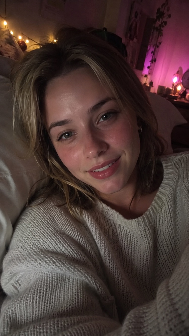 HD video call with your partner inside MayShe
